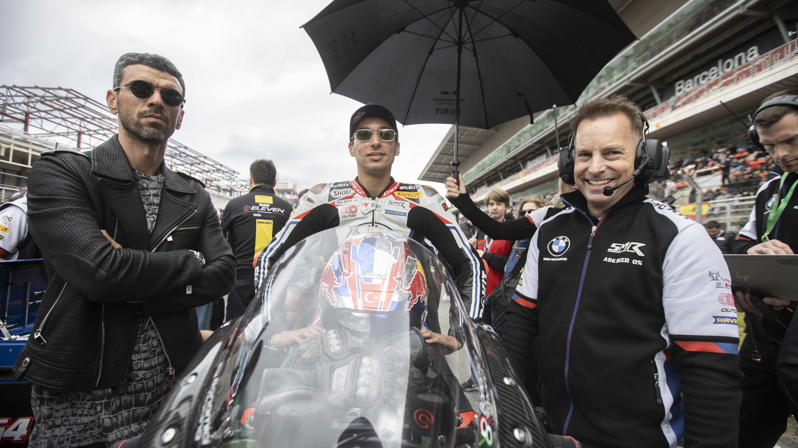 Kenan Sofuoglu, Toprak Razgatlioglu, 2024 Catalan WorldSBK. Credit: Gold and Goose.